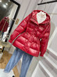 European station 2022 Winter dress new European goods thickened and warm waist small hooded shiny down jacket outside women European station 2022 Winter dress new European goods thickened and warm waist small hooded shiny down jacket outside women