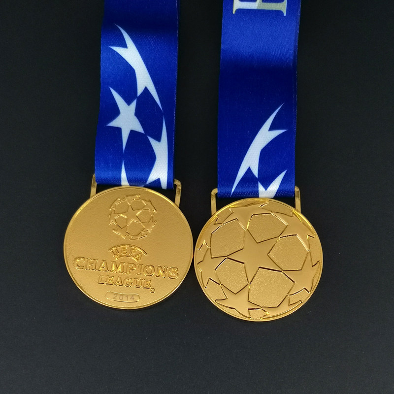 现货2018年西甲皇马欧冠奖牌球迷纪念品皇家马德里个性徽章