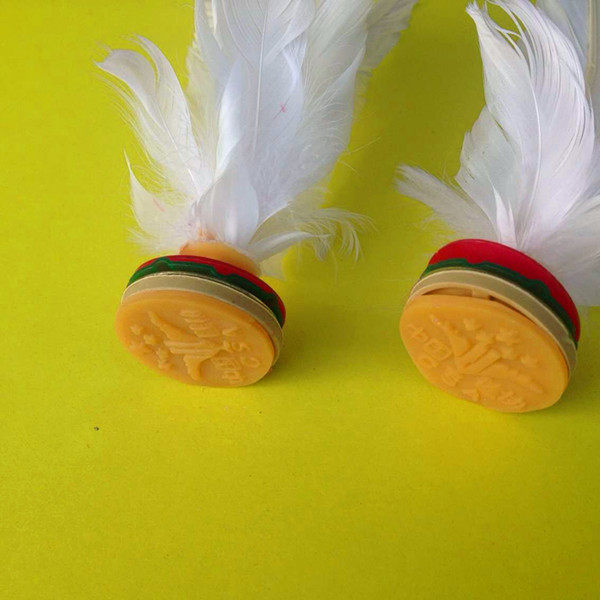 新健牌毽球 xj2008比赛毽球标准白色鹅毛大毽子牛津大白毽球踢毽