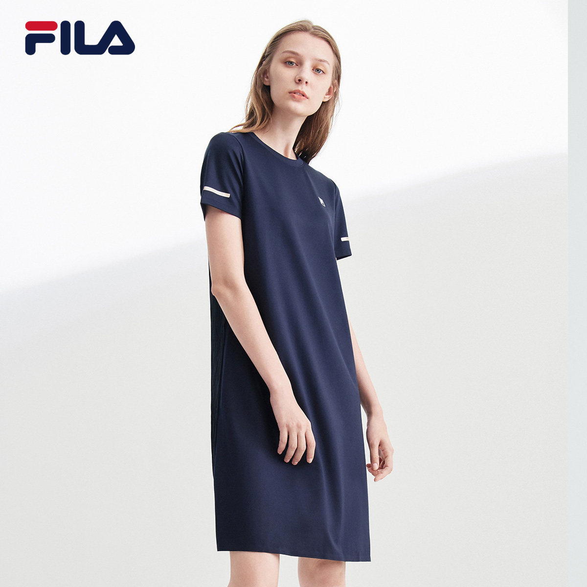 连衣裙fila斐乐女子2021夏季新款时尚休闲简约针织运动连衣裙