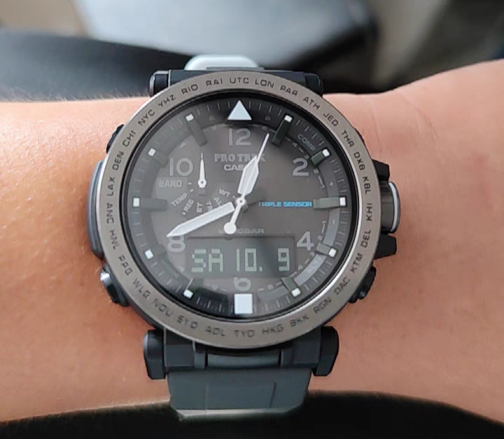 日本卡西欧电波全自动登山石英太阳能日历指针prg650y日韩腕表