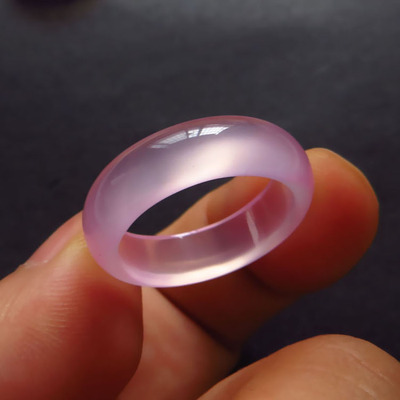 纯天然粉色冰种玛瑙玉髓戒指甜美 女款玉石指环 尾戒饰品食指简约