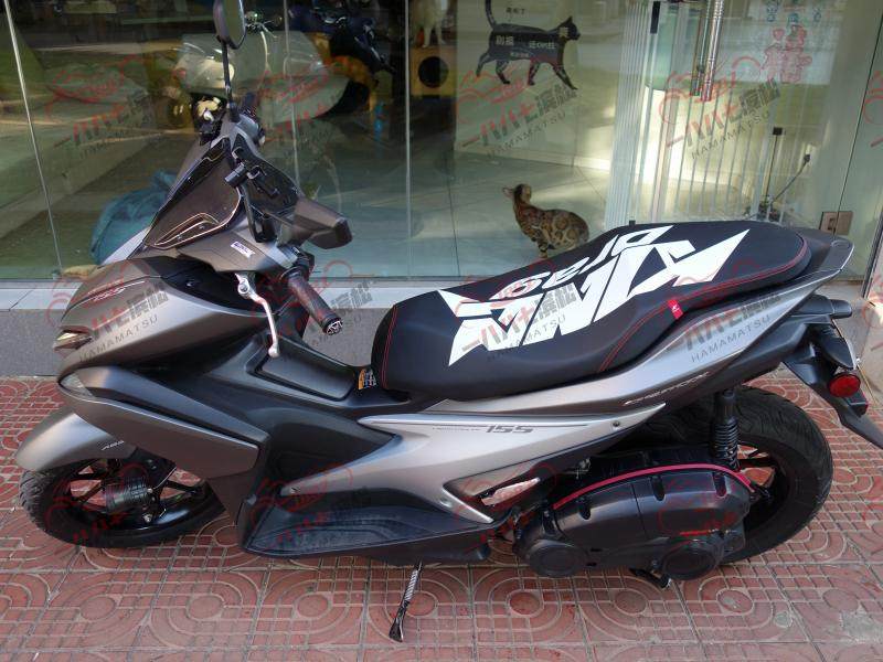 适用nvx155aerox155改装坐包坐垫总成皮垫座套摩托车坐垫
