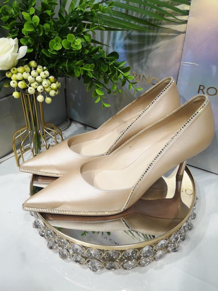 roberta诺贝达高端女鞋2021秋款单鞋细跟浅口水钻女高浅口单鞋