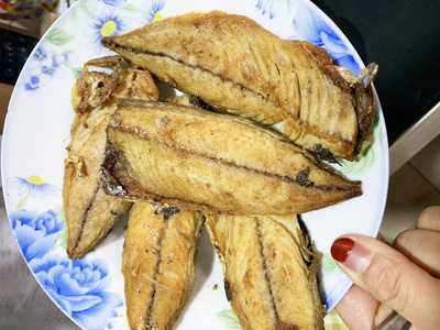 18年新货出口日本冷冻盐渍无骨鲐鱼片日式鲭鱼片4片/袋净重440g