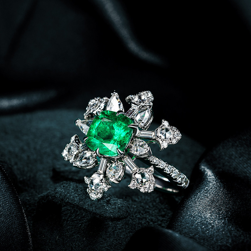 孤品现货grs证书227克拉vvg极微油天然祖母绿钻石戒指