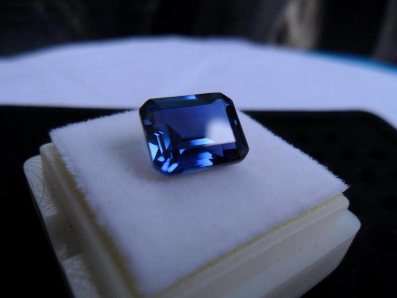 尖底 长方形 俄罗斯蓝刚玉 蓝宝石 吊坠界面 diy裸石 人造宝石