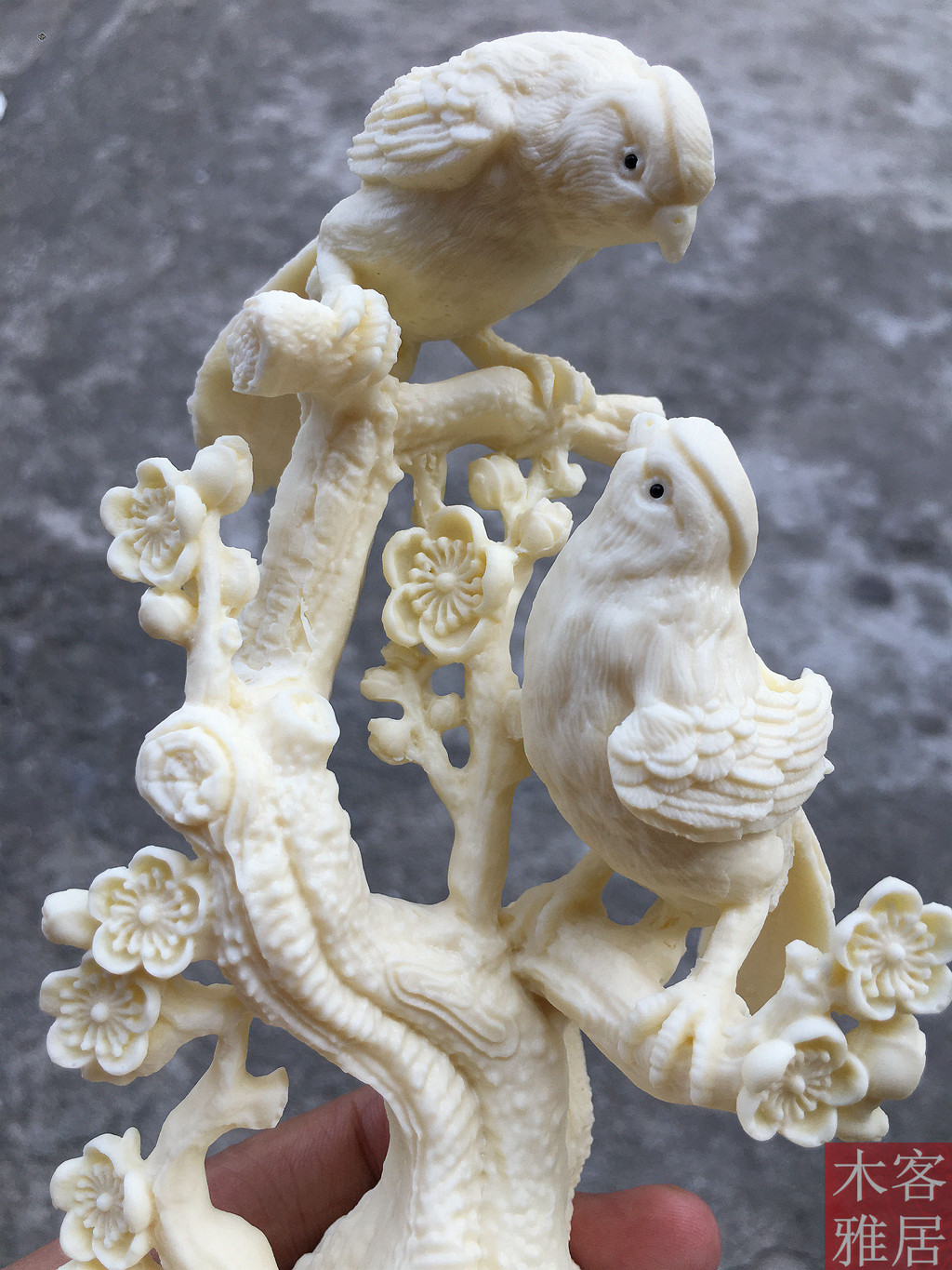 摆件象牙喜上眉梢家居手把电视柜客厅喜鹊鹊登梅小鸟木雕