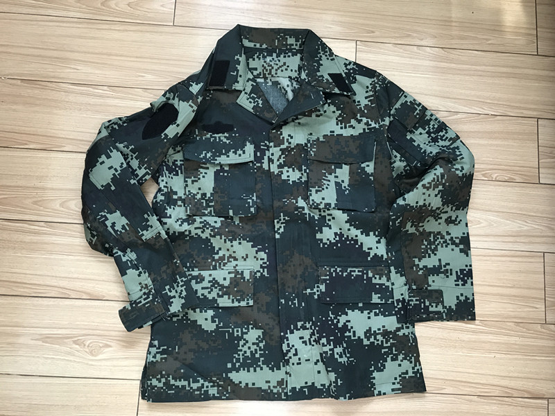 2018正品消防夏季迷彩服男军装 2016新式领章冬季迷彩作训服套装