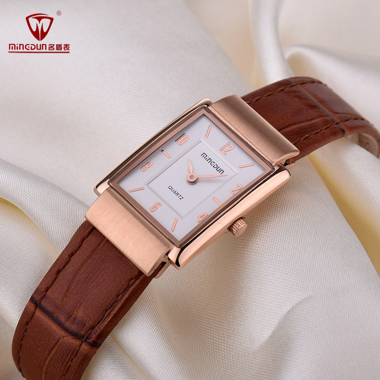 正品名盾手表 女士时尚长方形防水石英表 非机械表 超薄皮带女表