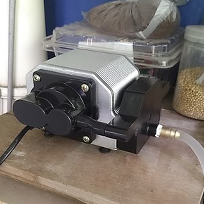 鱼缸养鱼氧气气泵增氧机220v小型家用卖鱼静音冲氧泵