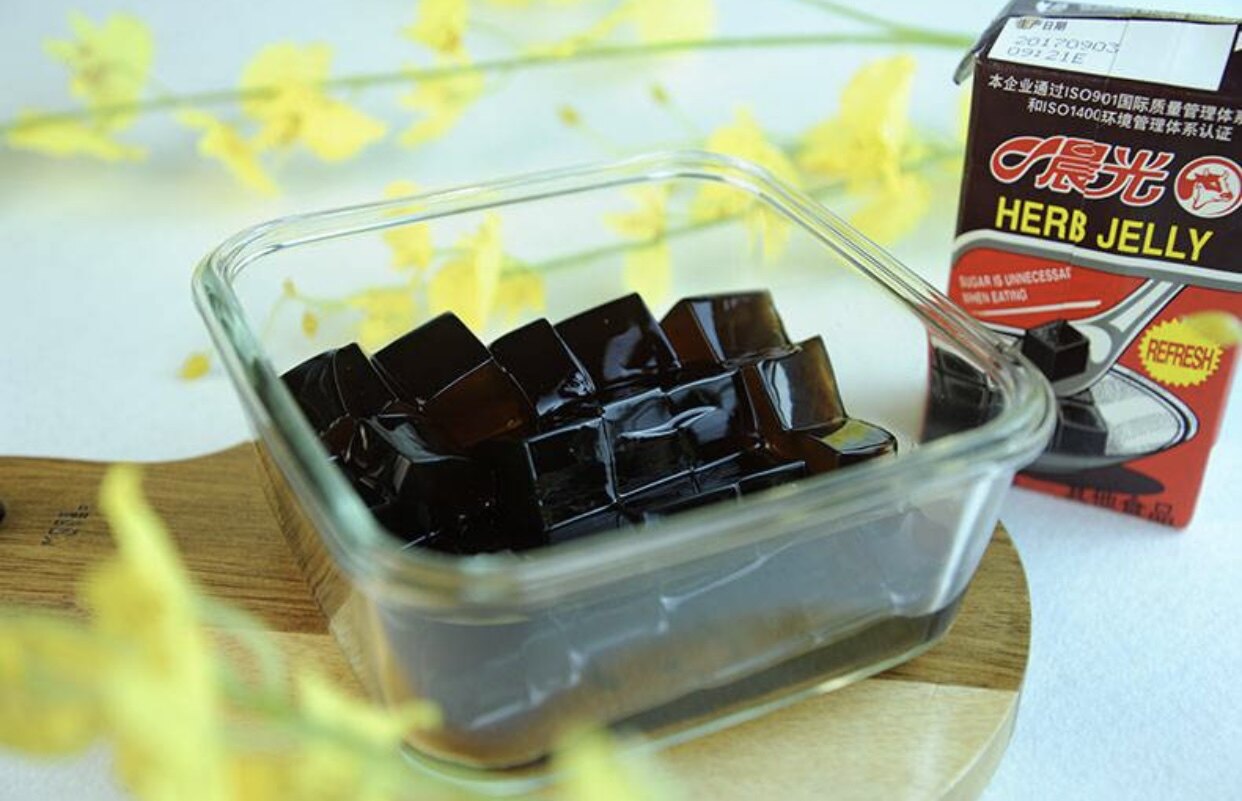 24盒整箱装22年新日期坏包包赔晨光凉粉即食凉粉仙草果冻正品