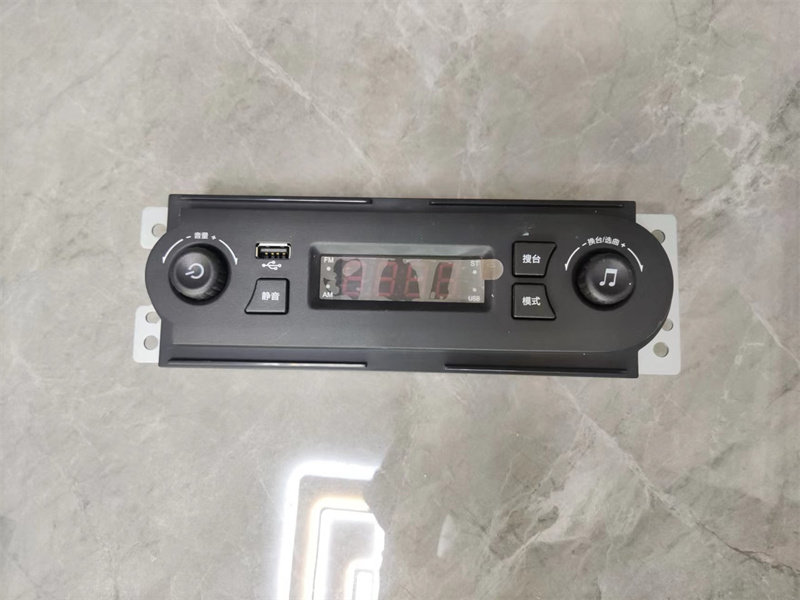 智能机子原车五菱mini电动车收音机蓝牙卡机mp3车载mp3