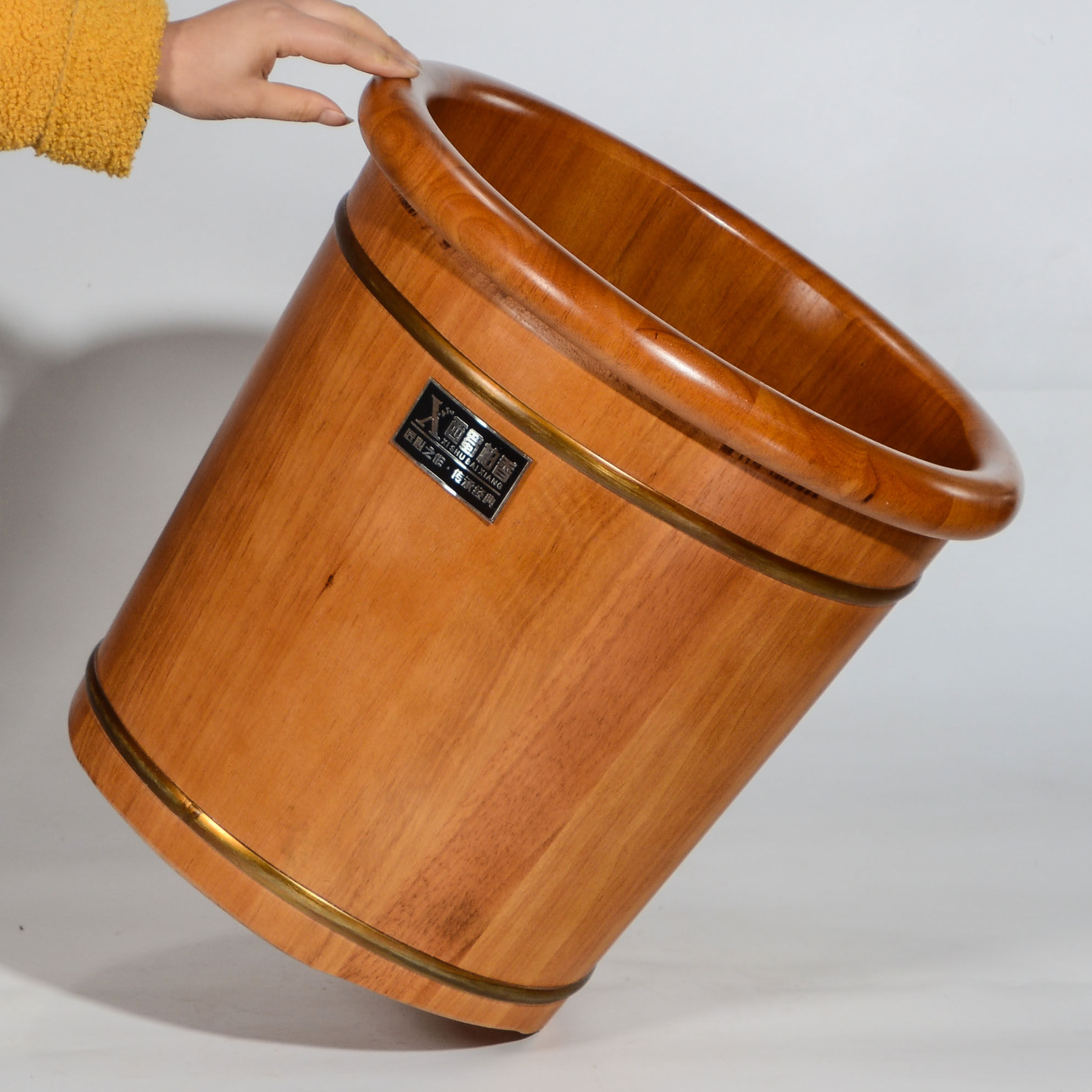 橡木熏蒸足浴实木泡脚桶木质木桶家用过小腿加热高深桶洗脚桶足疗