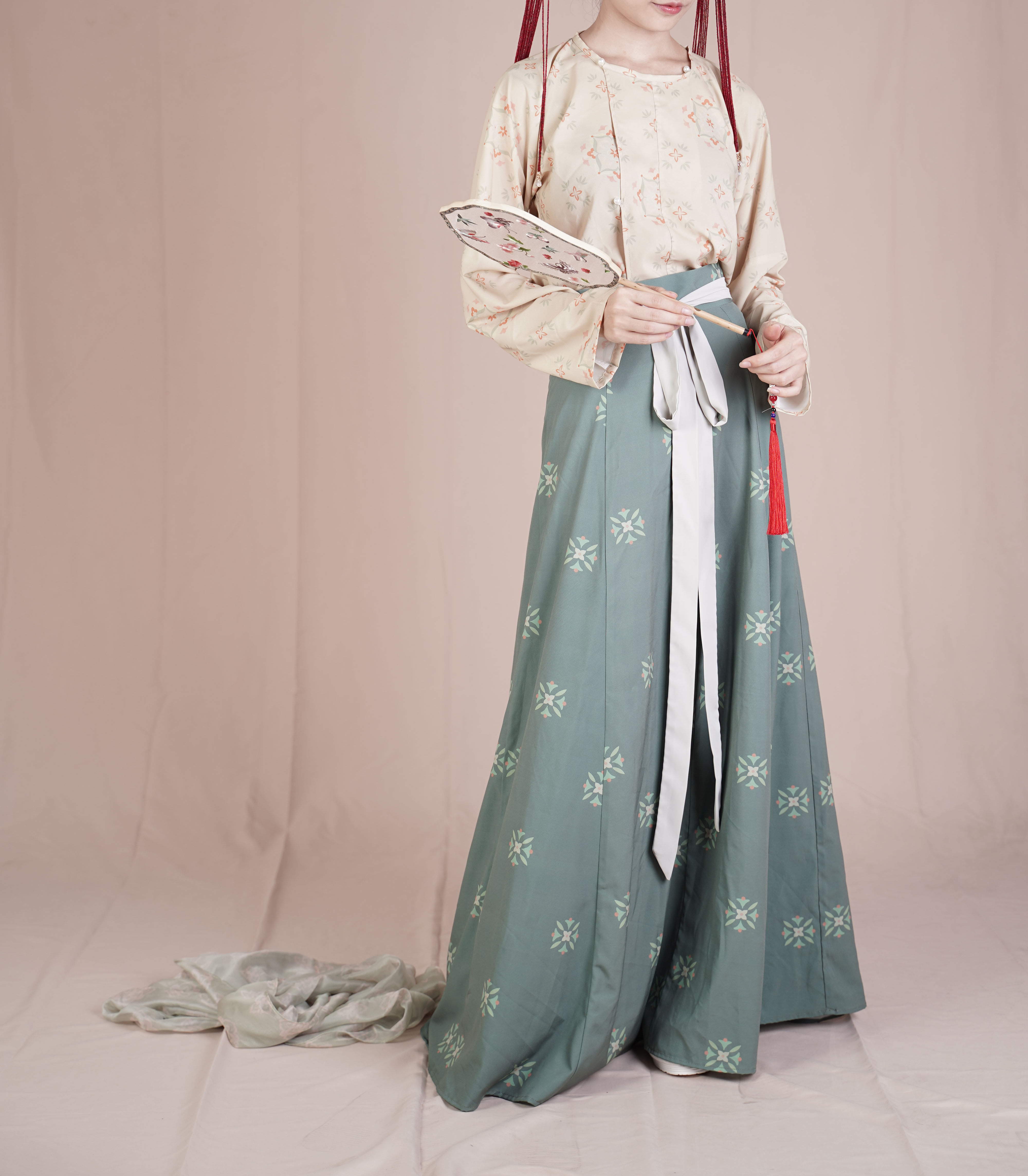 十二船型窬裙破交大襟襟衫华庭圆领裙唐唐制衫汉服