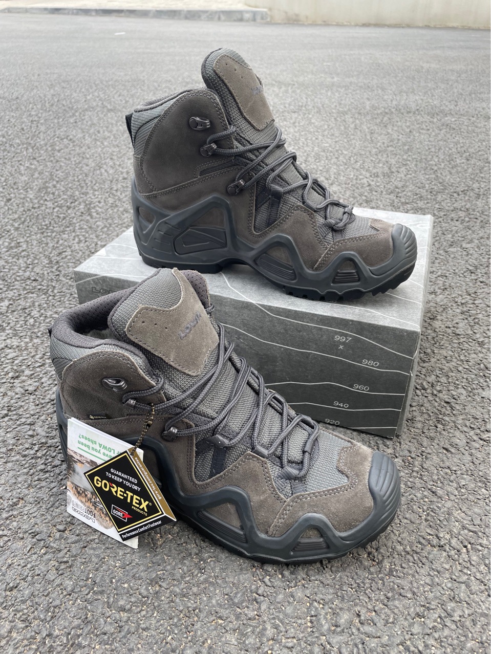 LOWA男款户外运动登山徒步鞋低中帮GTX防水耐磨防滑旅行鞋通勤鞋