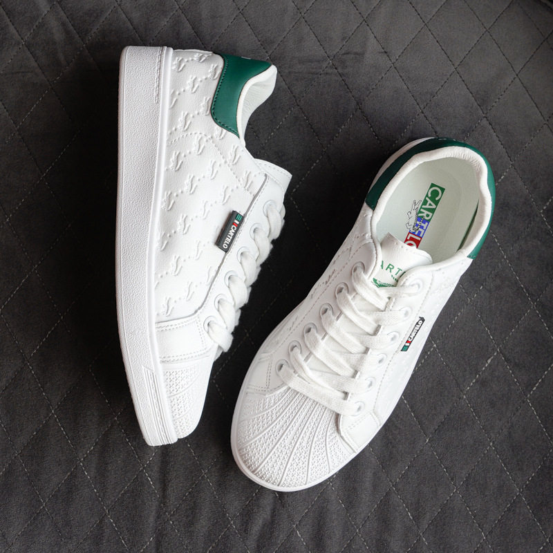 卡帝乐鳄鱼贝壳头情侣款板轻便透气百搭男女休闲小白鞋时尚休闲鞋