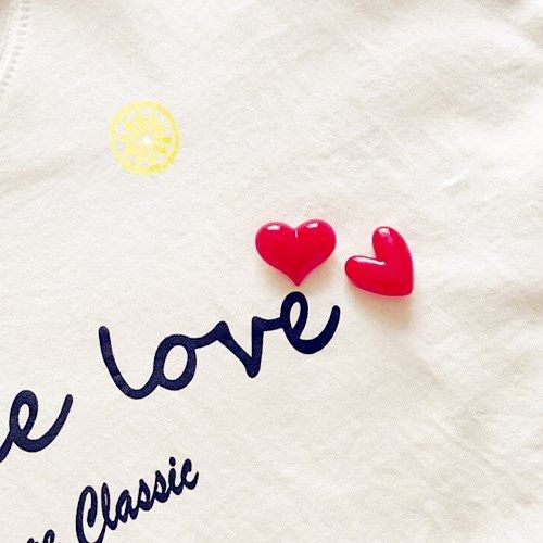 卡通可爱桃心胸针红色爱心胸针树脂爱心饰品徽章配饰百搭别针装饰