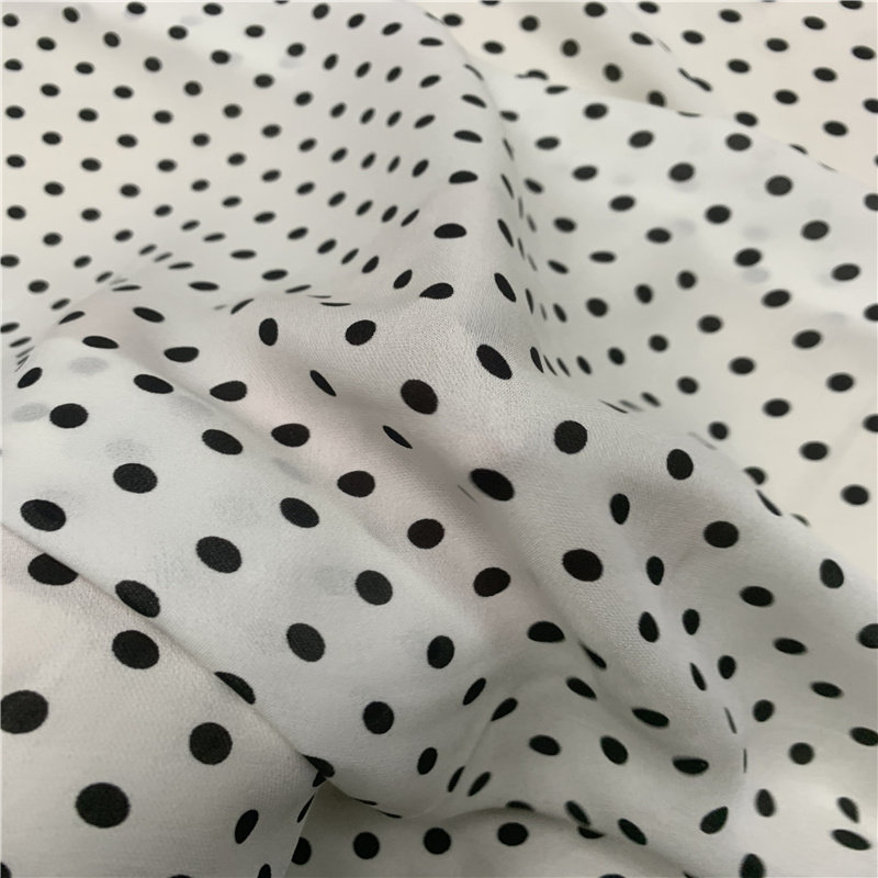 经典白底黑点真丝双乔面料夏季衬衫连衣裙抗皱海绵垫