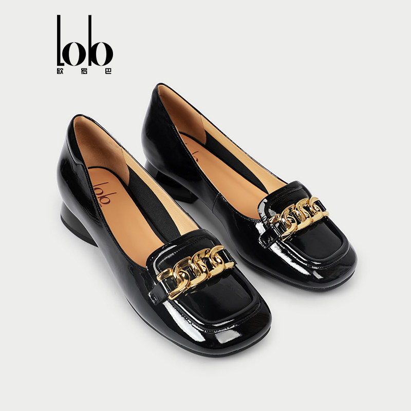 欧罗巴黑色真皮复古单鞋2022年秋季新款粗跟方金属单鞋