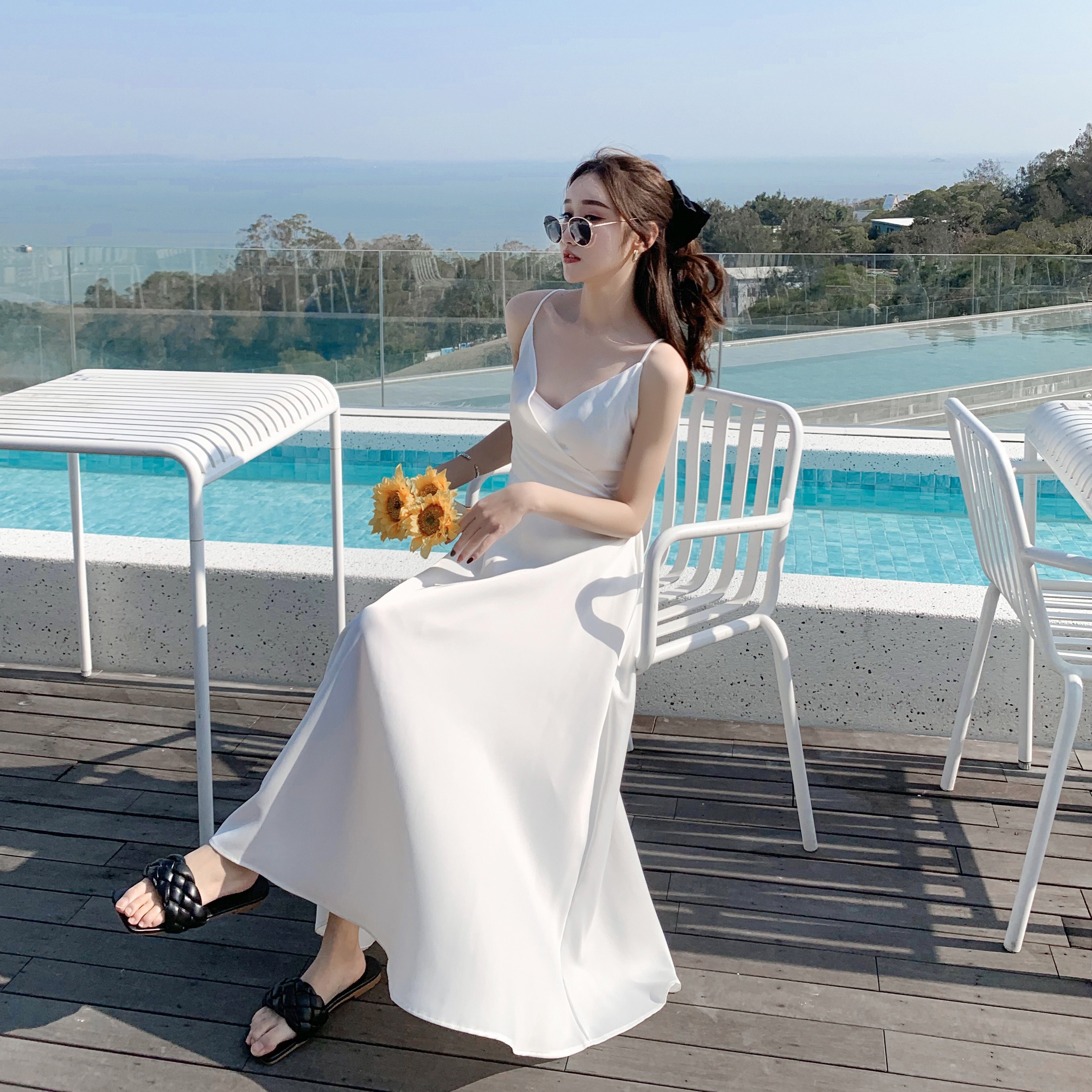 三亚沙滩裙女2021新款海边度假衣服仙女女裙连衣裙