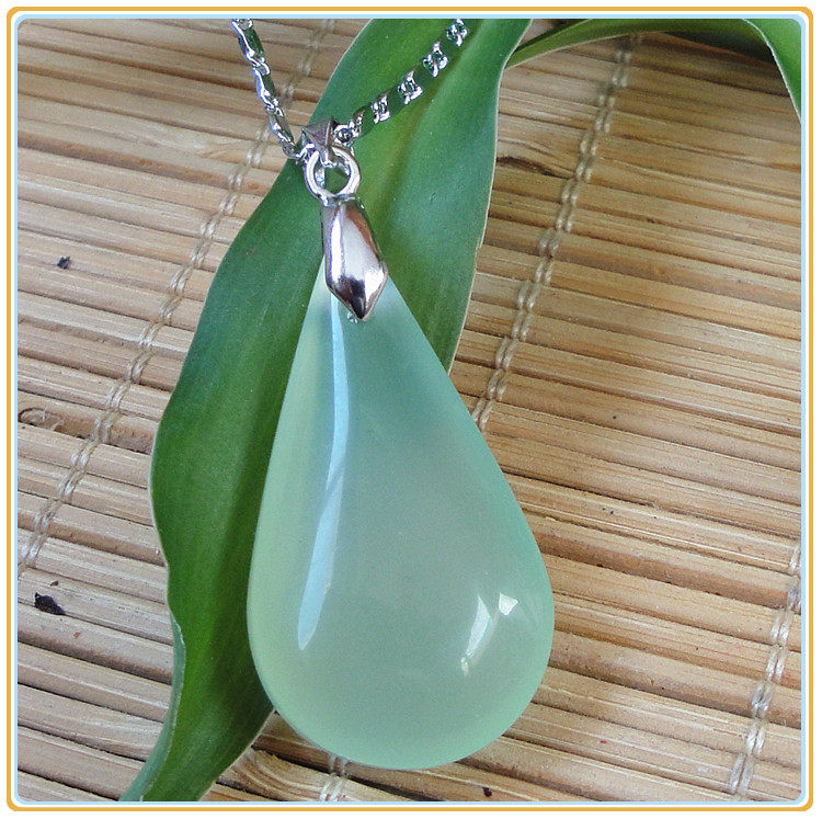 水滴纯天然岫玉吊坠挂件一滴水挂坠项坠透料挂链颈饰