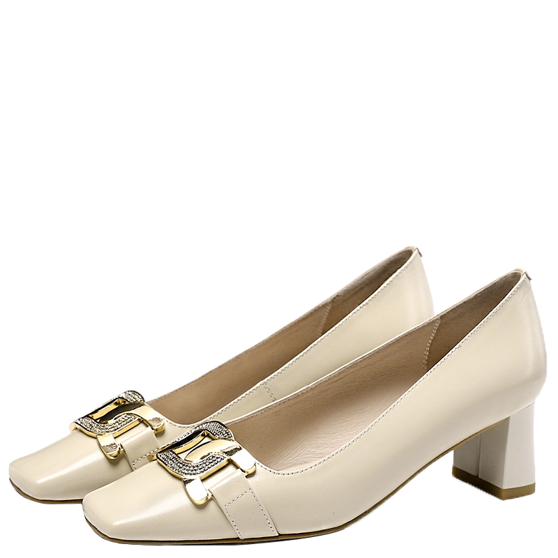 kumikiwa卡米女鞋2021简约复古古方金属装饰单鞋单鞋