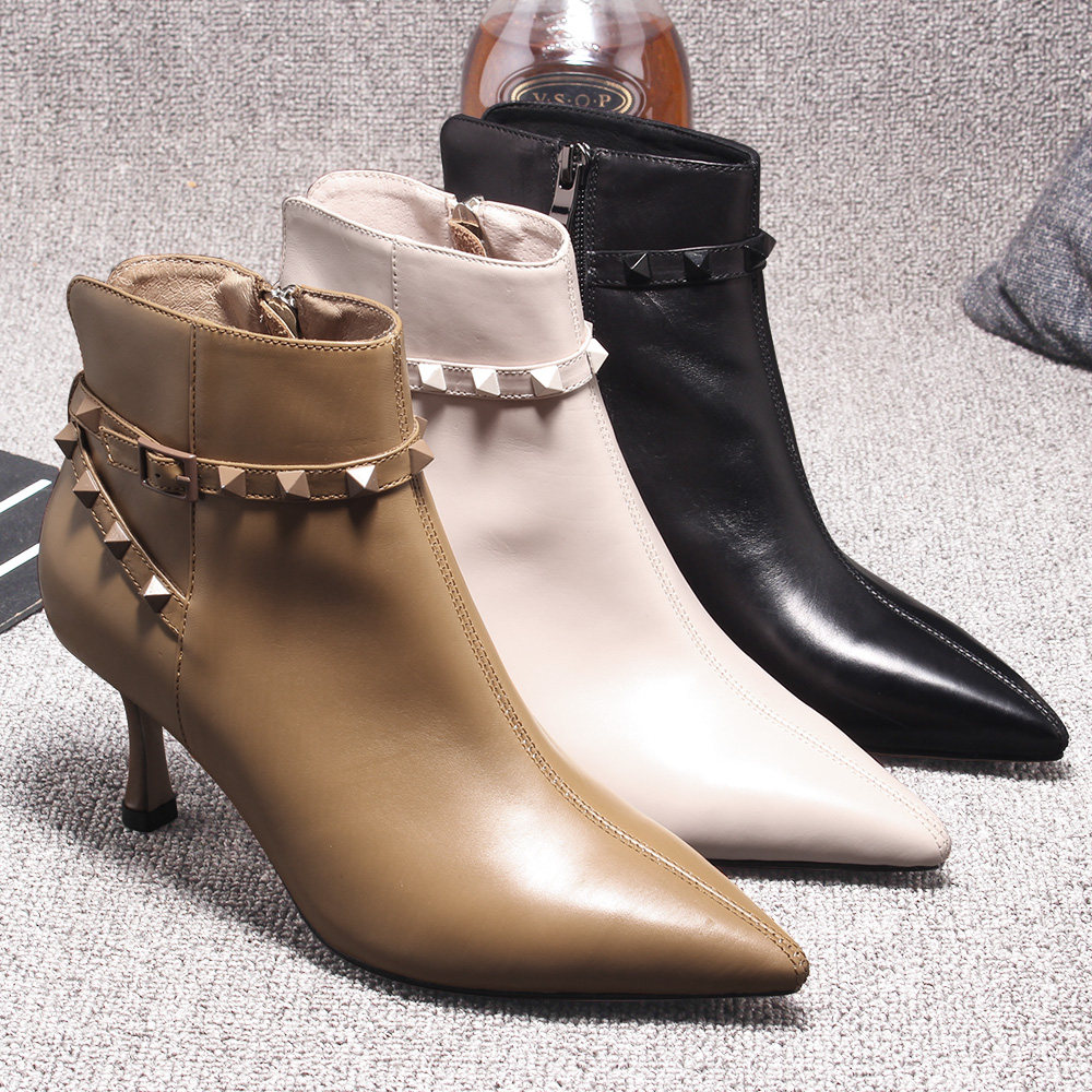 现货欧洲站2020秋冬新款女鞋牛皮尖头高跟鞋短靴时装靴