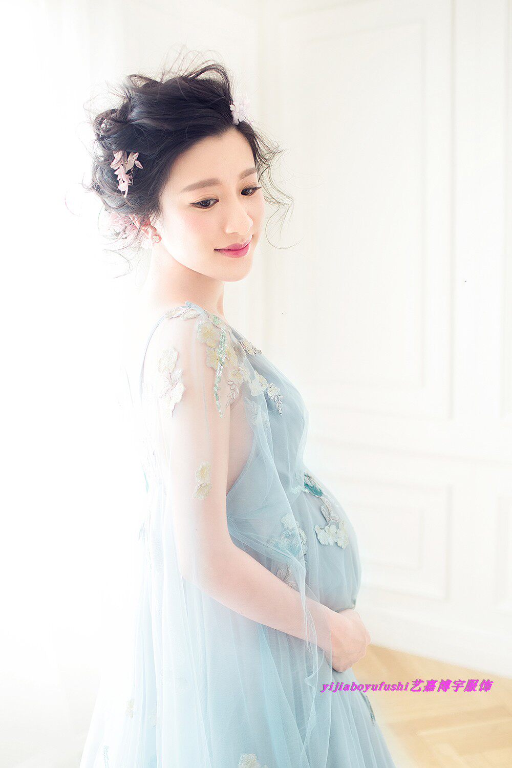 新款孕妇照片写真服装时尚妈咪摄影婚纱裙影楼孕妇拍照孕味衣服韩