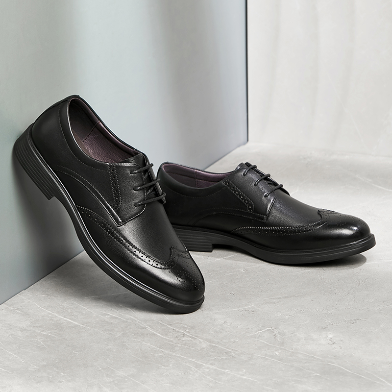 皮鞋康奈男鞋真皮新款英伦风布洛克雕花男士商务正装皮鞋