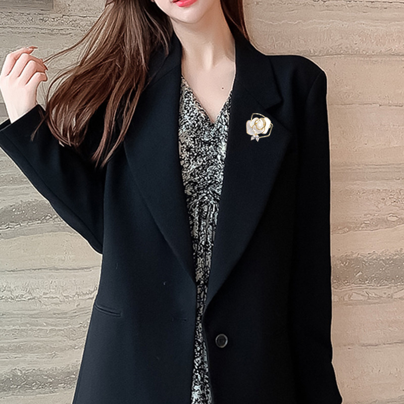 天然贝壳玫瑰花胸针女高高档气质大衣胸花女士胸针