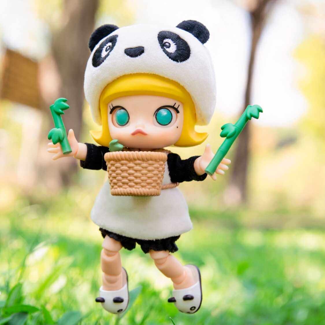 泡泡玛特molly熊猫bjd成都限定热门款大娃娃手办潮玩盲盒