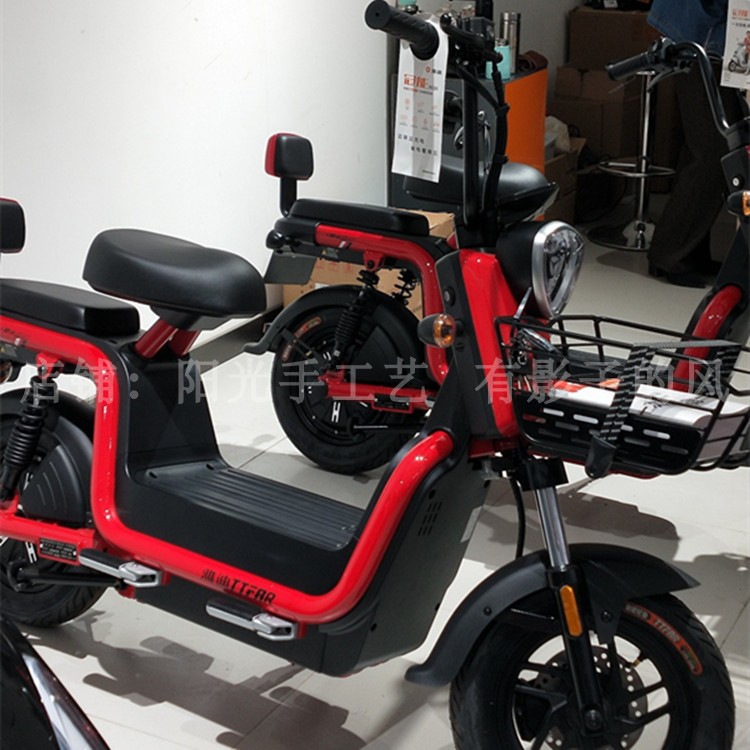 适用雅迪冠能p-r5电动车轻摩版c-t脚垫皮子脚踏电动车脚垫