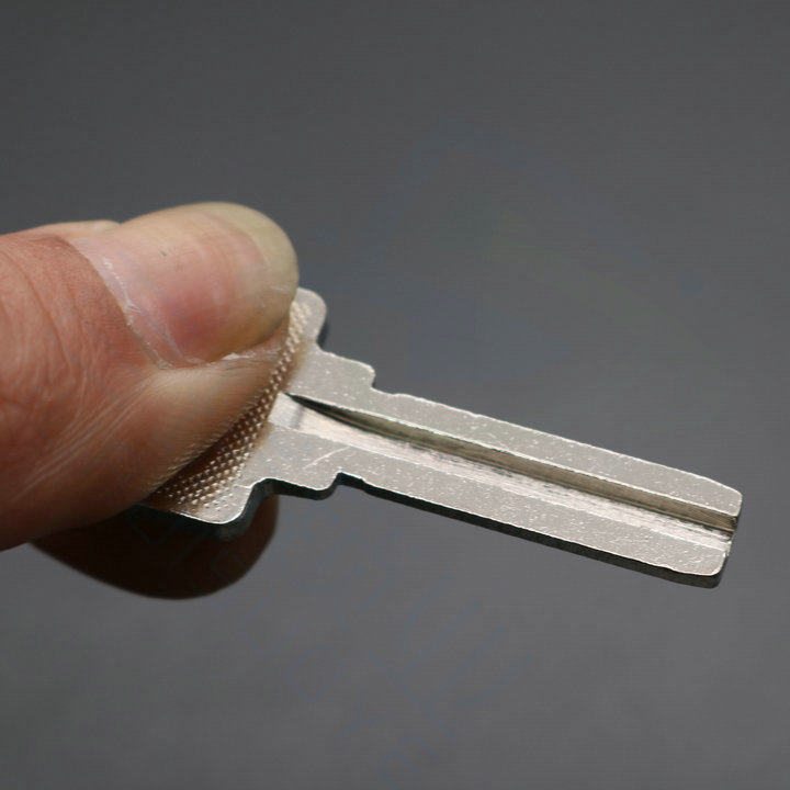 jd040 适用 雄宝内铣 方把带孔 钥匙胚 钥匙胚子