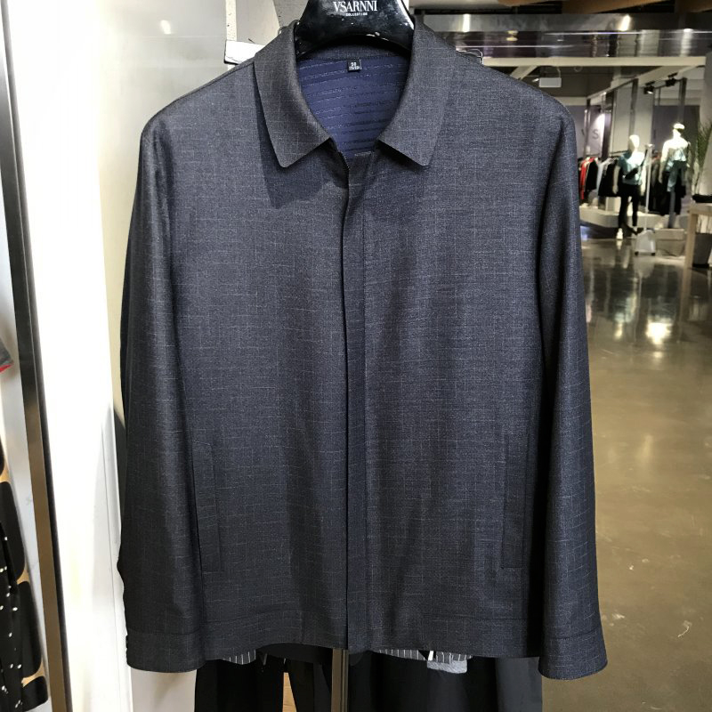 专柜正品19新款 男士商务休闲翻领时尚经典灰色舒适夹克 吊牌1650