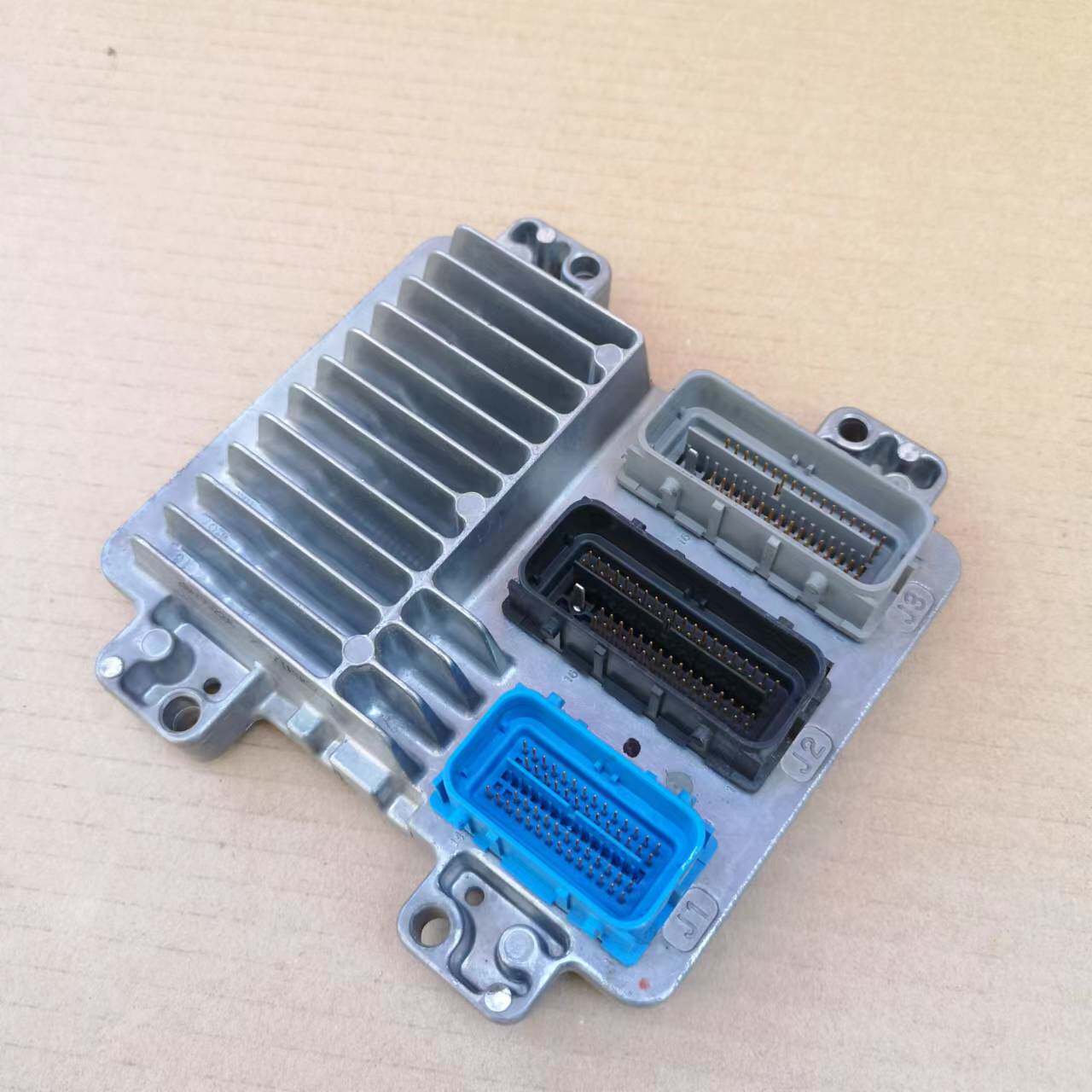 电脑适用于06-09年别克陆尊君越发动机板版行车ecu发动机总成及部件