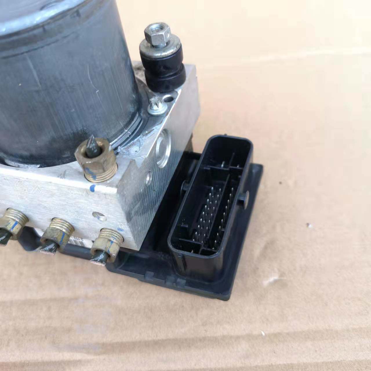 刹车abs总成适用于长城炫丽哈弗h3h5皮卡风骏刹车泵abs