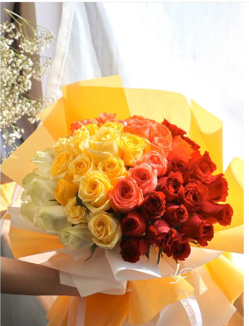 花束七夕情人节粉黄紫玫瑰渐变鲜花女朋友柳州南宁鲜花速递(同城)