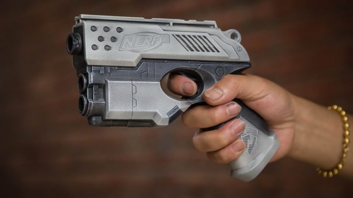 手工重涂nerf软弹枪小枪科幻电影摆拍道具定制个性飞镖