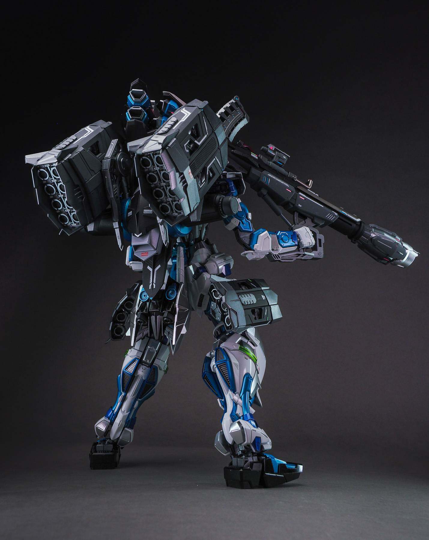 尼尔尼尔森森蓝异端板喷预定可以自己模型高达模型专区