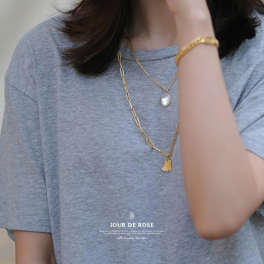 镀金日常项链锁骨戴锁骨层叠金双纯银奶油夹心贝母项链