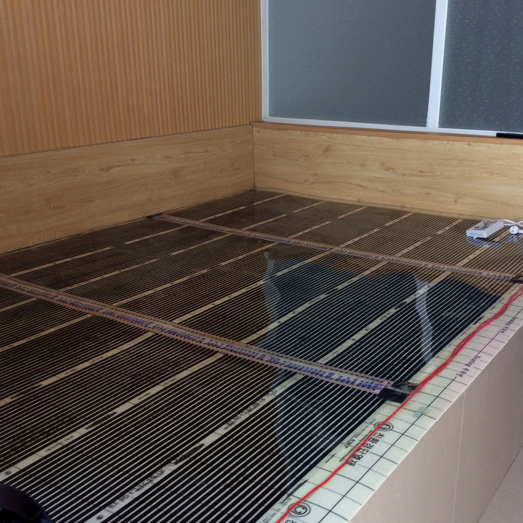 勃兴电热石墨地热膜可调温碳纤维碳晶地暖膜炕地暖发热电热膜