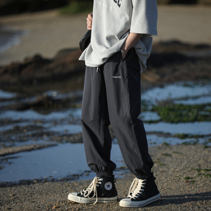 春秋简约字母刺绣束脚九分裤男士休闲裤子潮牌薄款宽松9分小脚裤