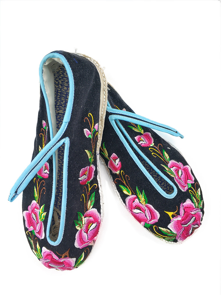 俊艺兰访2020贵州册亨少数民族布依族纯手工针刺绣女花鞋黑色平底