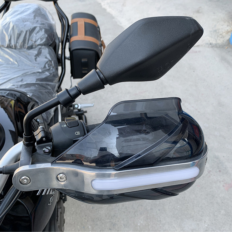 适用于隆鑫无极300ac复古前挡风 前风挡玻璃护胸 vogelx300护手罩