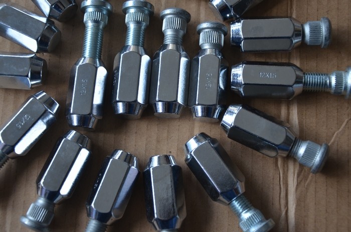 曙光黄海汽车配件旗胜f1轮胎螺丝轮胎螺母轮胎螺帽轮胎螺丝正厂