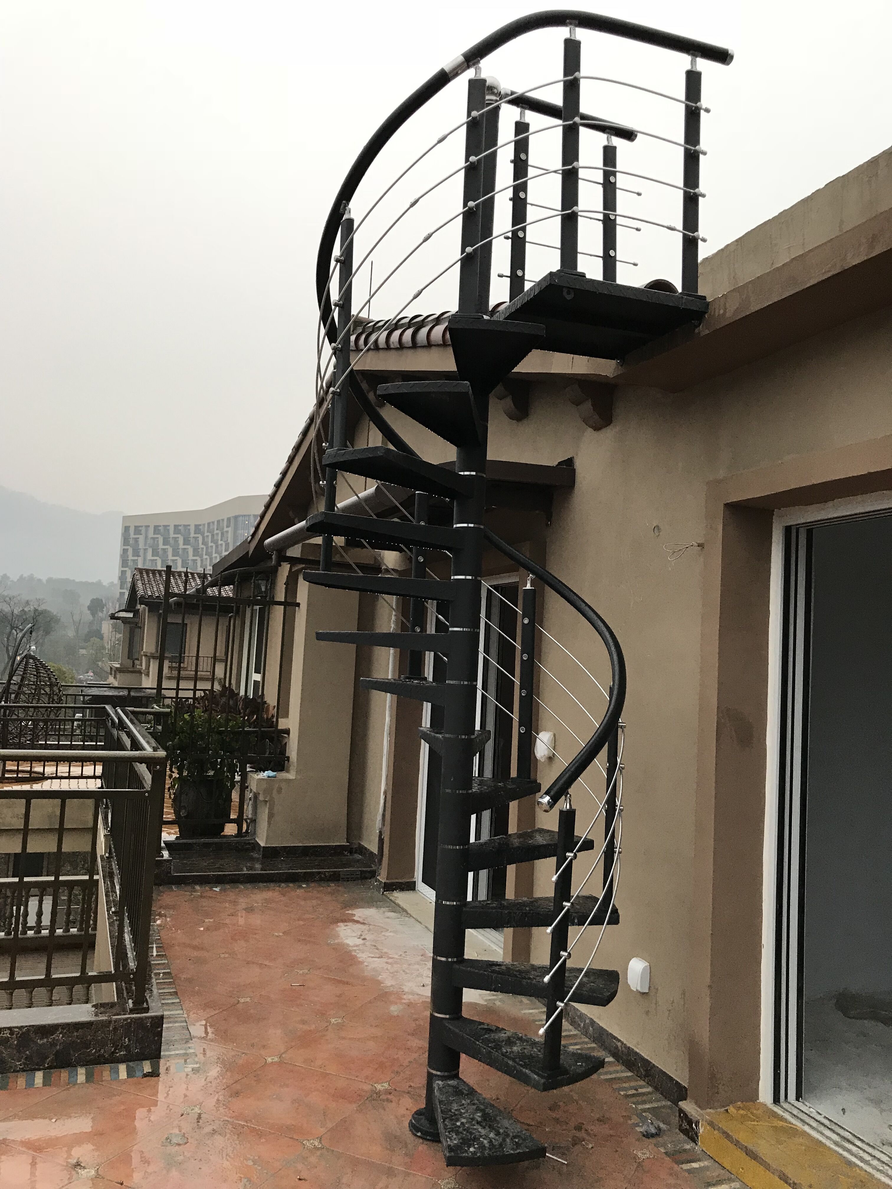 户外旋转楼梯室外庭院楼梯阁楼楼梯整体楼梯防滑梯跃层复式楼梯