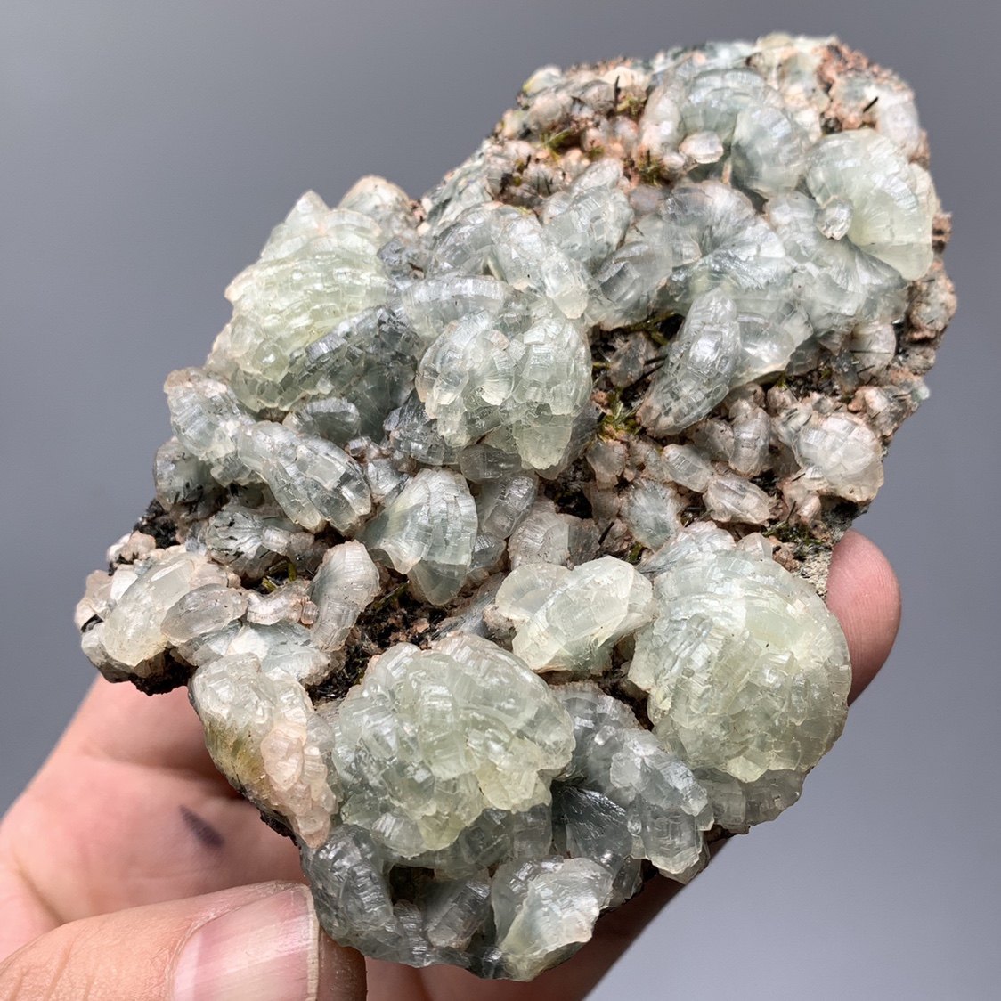 意大利葡萄石绿帘天然矿物晶体标本矿石原石收藏摆件