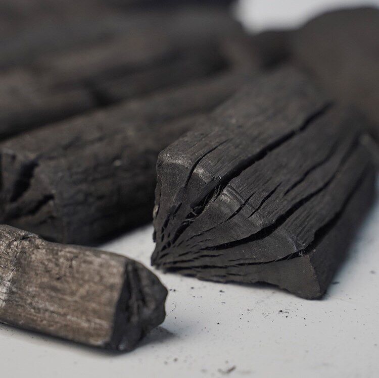 烧烤果木木炭原木易燃户外家用高温苹果无烟烧烤炭