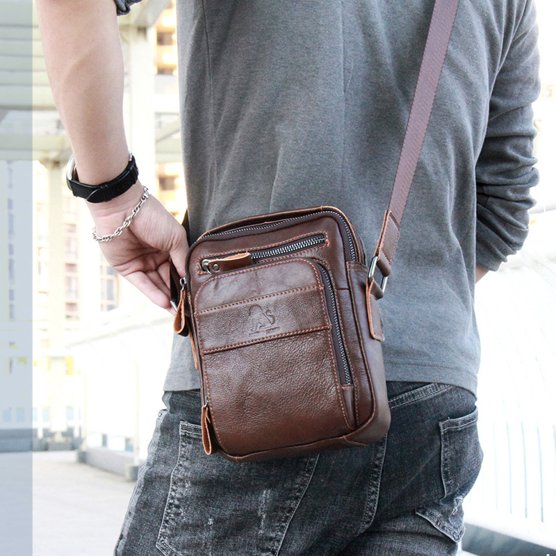 男生纯皮工装斜挎包男潮ins小包超火男士背包男士包袋